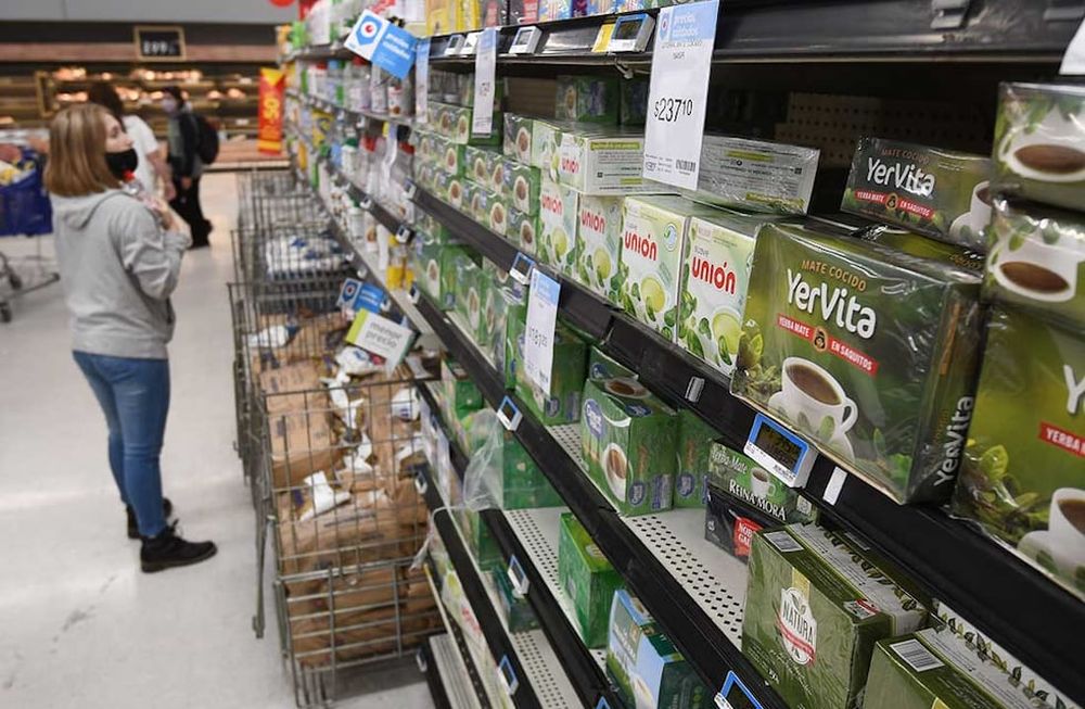 En febrero aumenta alimentos y bebidas (2%, en el marco de Precios Cuidados), tarifas de servicios públicos y los alquileres para algunos grupos. Foto:José Gutierrez / Los Andes