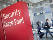 Estados Unidos será aun más estricto con los extranjeros sin visa.