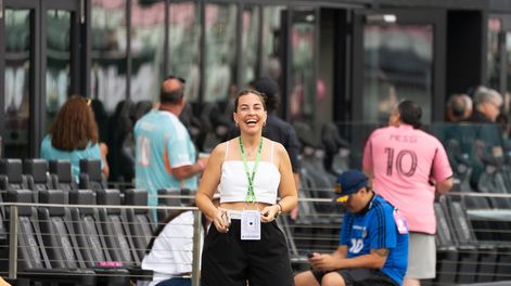 La periodista de Mendoza que le hace marca personal a Messi en Miami y brilla en medios de todo el mundo
