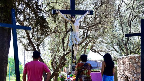 Semana Santa: cortes y servicios en el Calvario
