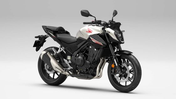 Honda CB500 Hornet.