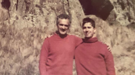 Búsqueda del tesoro: su padre murió hace 40 años en los Andes y dos mujeres vuelven a rescatar la mochila del hombre