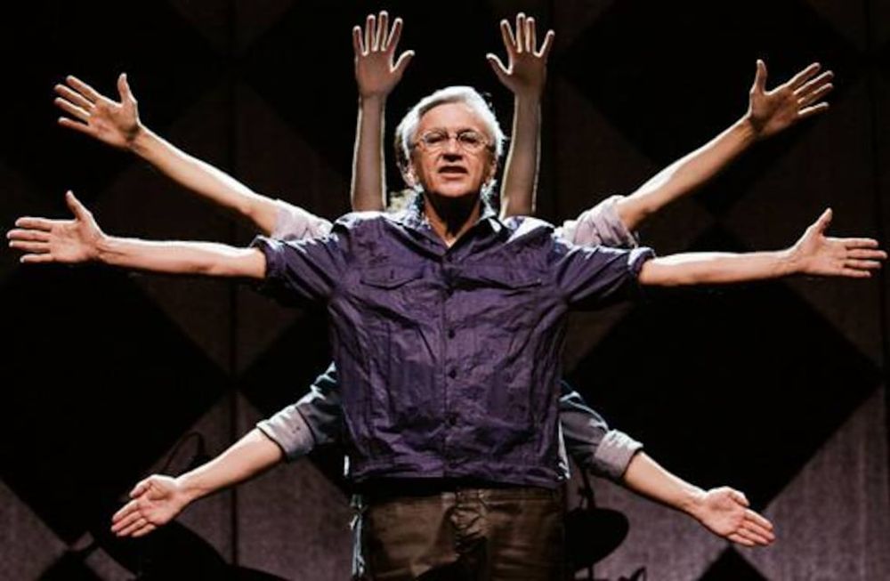 Caetano Veloso: la voz cantante de América