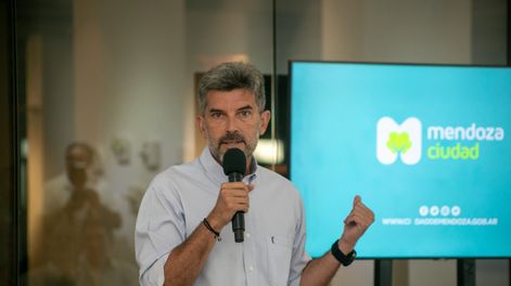 El intendente instó a que gobierno y empresas trabajen en conjunto para dar garantías a la ciudadanía.