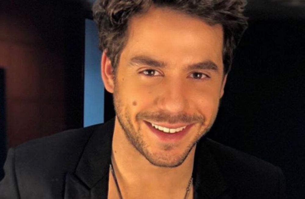 Fernando Dente confesó que es hijo de un cura