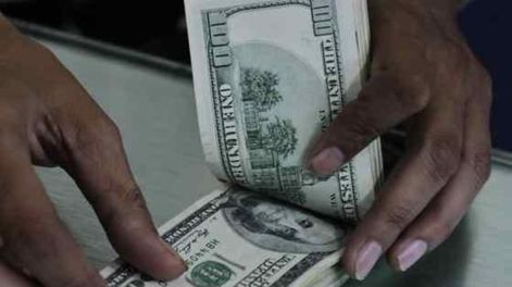 El blue se acerca a los $200 (AP/Archivo)