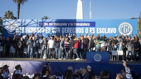 La CGT marchó a la Plaza de Mayo por el Día del Trabajador
