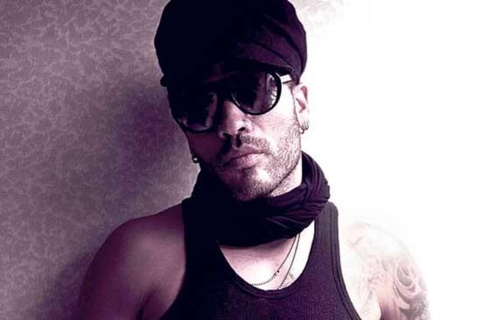 Dios sus condolencias por la muerte de su amigo.