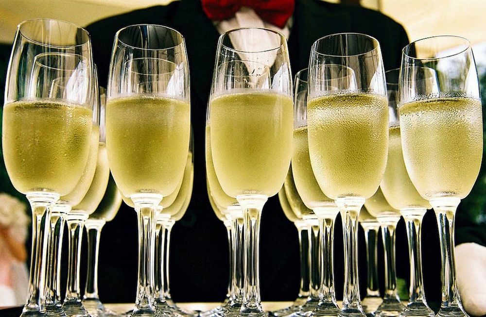 Después de cuatro años consecutivos de caída en el consumo, las cifras registradas hasta el momento de los vinos espumosos subieron y son superiores a las del mismo periodo del 2020. - Guarda 14