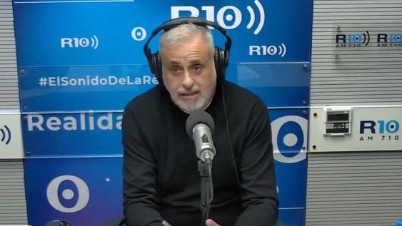 jorge rial denuncio que recibio una amenaza en la puerta de su casa: un falcon con un tipo adentro
