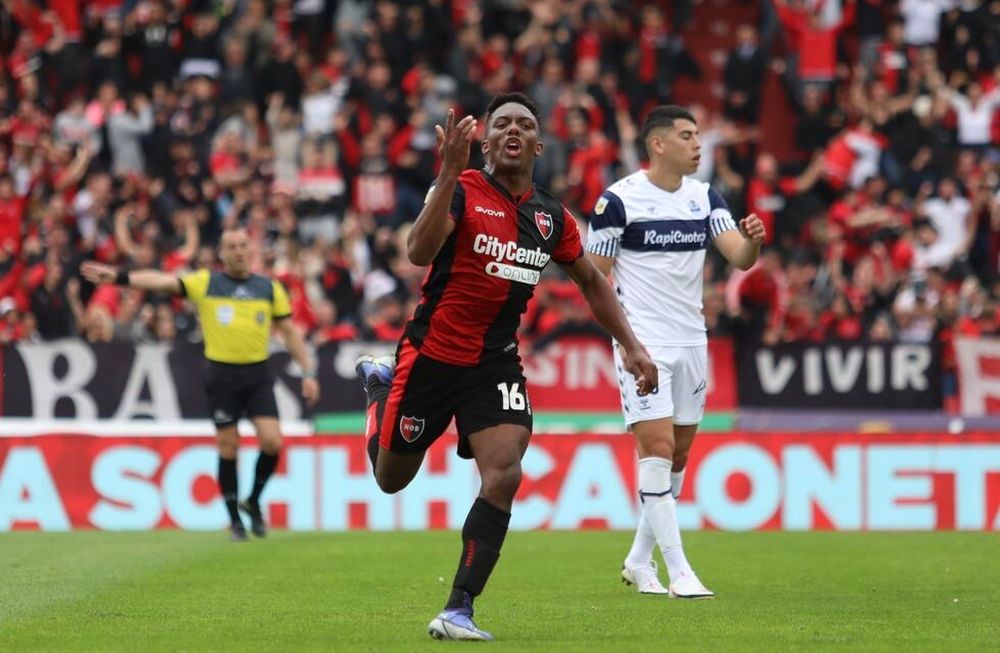 Newells venció a Gimnasia y le cortó la chance de quedar solo en la punta. Foto: @Newells