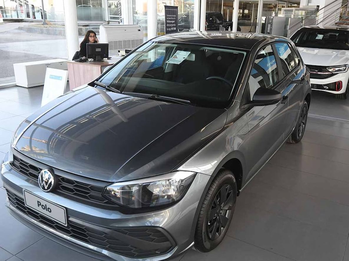 Qué dice el DNU de Milei sobre los Registros de Propiedad del Automotor - Foto: José Gutiérrez / Los Andes