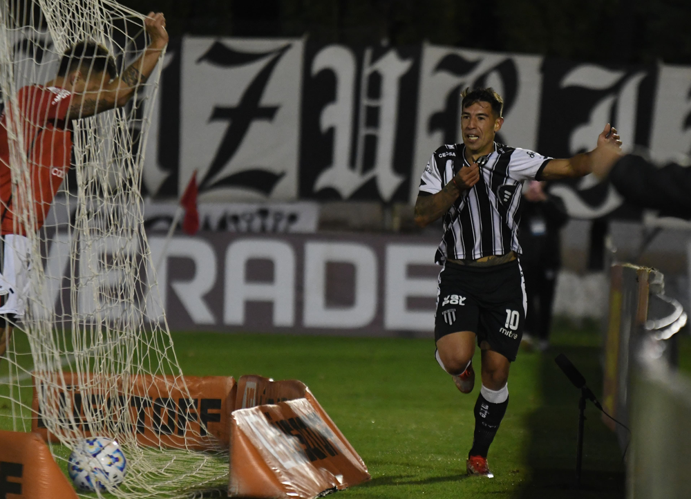 Gimnasia de Mendoza - Colón, por la Primera Nacional