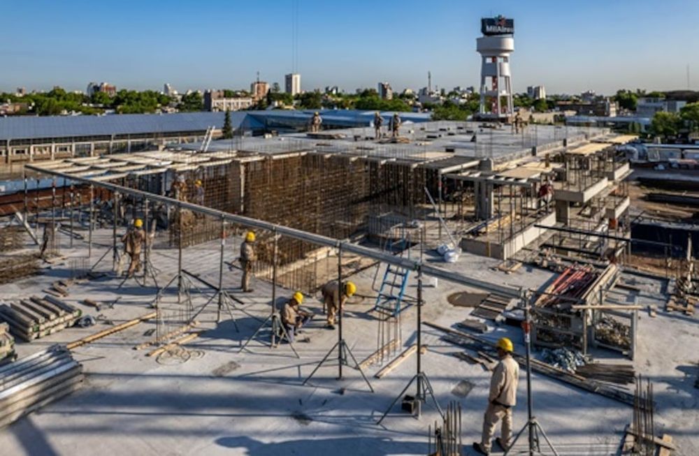 Buenas señales en alquileres y compra venta: la alarma se enciende en la construcción en pozo