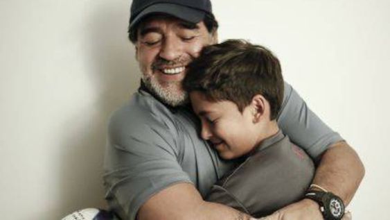 Tras su agresión, Maradona le pidió disculpas al joven colombiano de 14 años