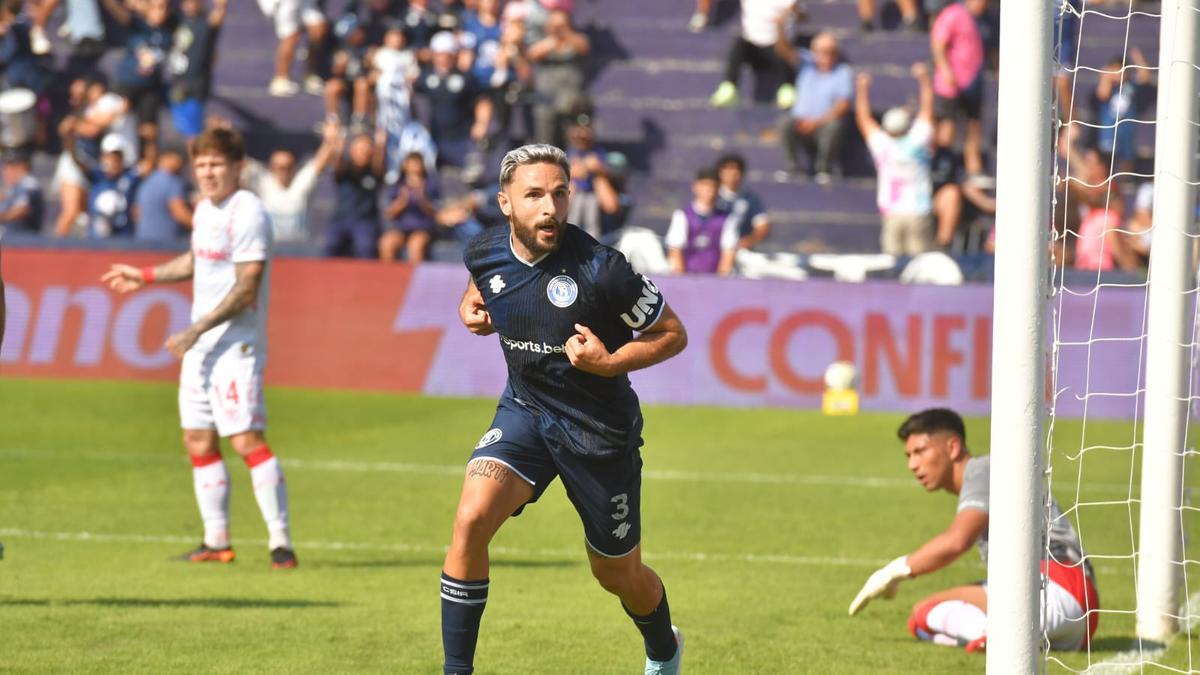 Independiente Rivadavia se impone 2a 0 ante Argentinos Juniors en el Gargantini