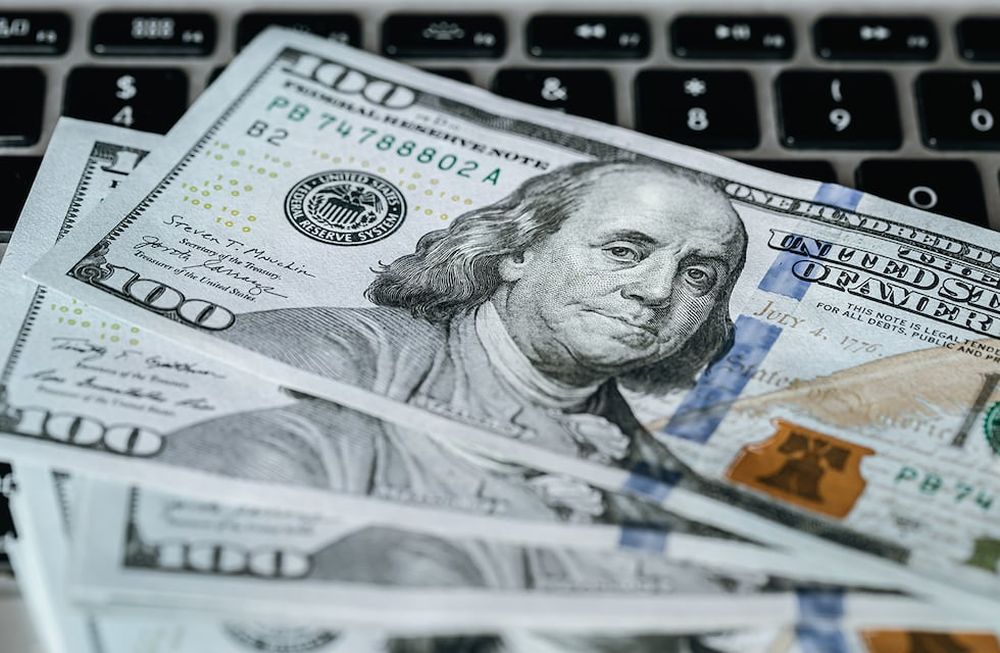 Dólar. (Freepik)
