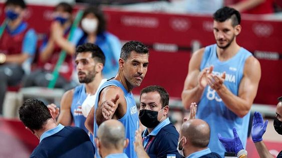 Luis Scola, el hombre más importante en la historia de la Selección Argentina, le dijo adios a la actividad profesional del básquet. / Gentileza.