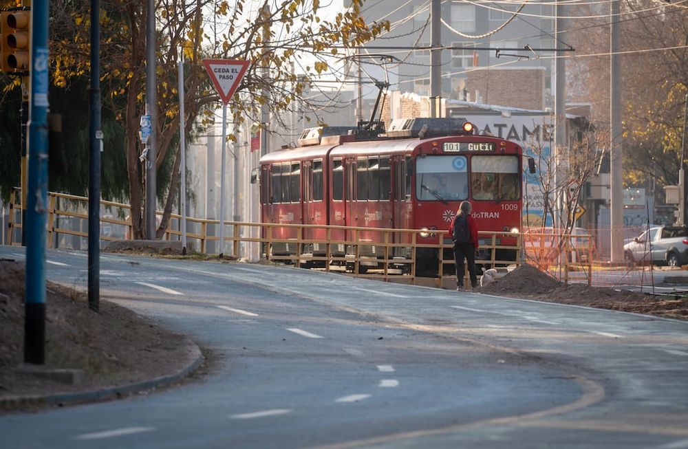 Ciclovía Godoy Cruz - MetrotranvíaLa ciclovía de Godoy Cruz entre la calle Francia y Anzorena se convertirá en calle para automóviles y la calle Beltrán será de una sola mano dirección sur - norte.Foto: Ignacio Blanco / Los Andes