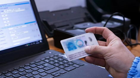 Debido a la gran cantidad de pasaportes y DNI que no han sido retirados por sus dueños, el Gobierno de Mendoza comenzó una campaña a modo de “recordatorio”.