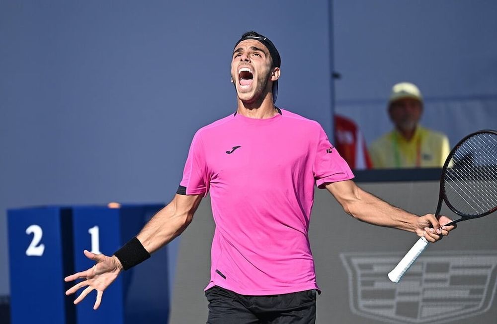 El jugador de tenis Francisco Cerúnodolo sigue a paso firme en Miami.&nbsp;