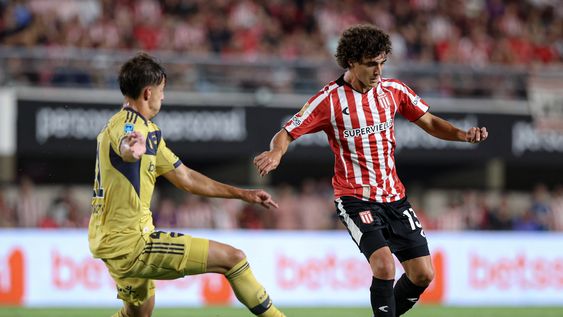 Estudiantes La Plata jugó un gran primer tiempo y sacó una ventaja de dos goles sobre Boca.&nbsp;