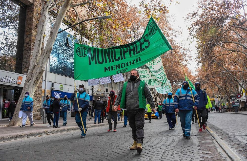 El titular de ATE, Roberto Macho, se mostró a favor de sancionar a un empleado estatal que no pudo justififcar sus faltas. Foto: Mariana Villa / Los Andes