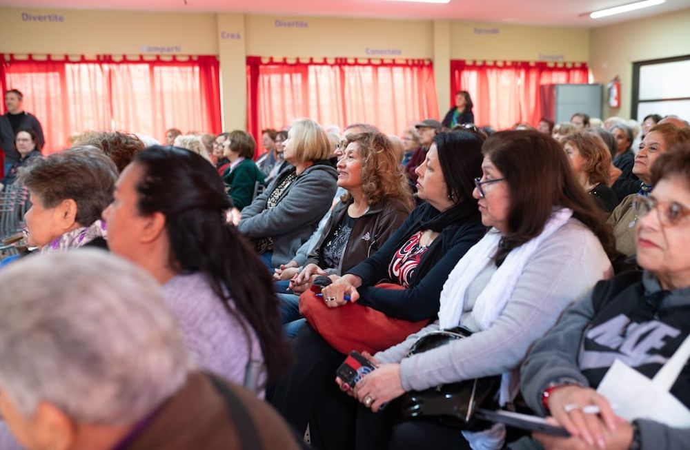 Ciclo de charlas sobre Prevención del Delito en Personas Mayores, durante abril