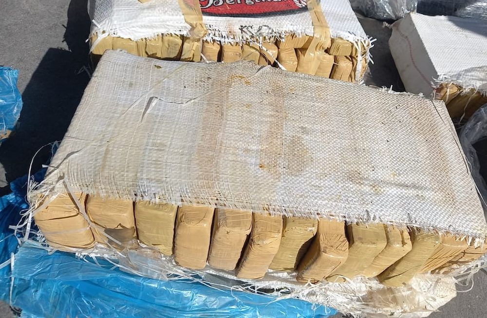 Parte de la droga secuestrada esta madrugada. / Gentileza Ministerio de Seguridad.