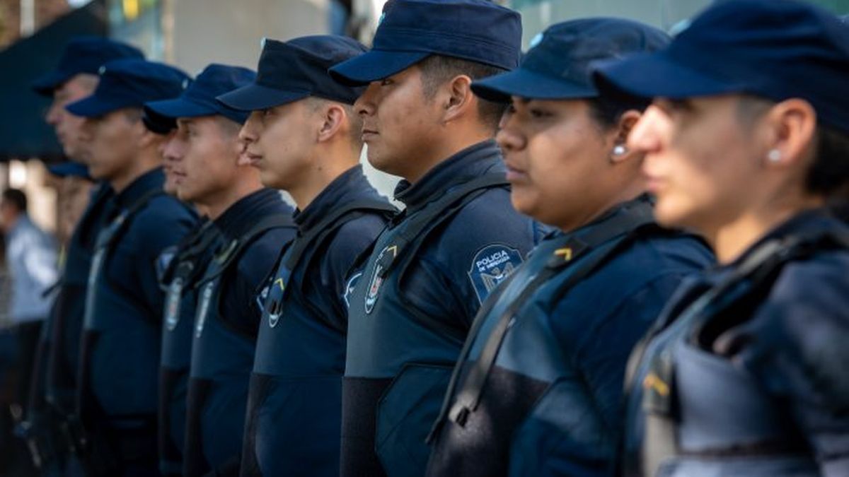 En Aconcagua Radio las esposas de policías aseguran: "El Ministerio de Seguridad nos tiene como rehenes"