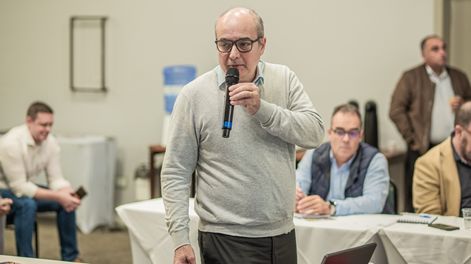 Rubén Panella fue elegido presidente del Foro Mundial de Cooperativas Vitivinícolas