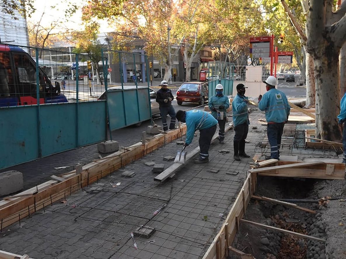 Entre octubre de 2020 e igual mes de este año se destinaron $ 32.259 millones a gastos de capital, como las mejoras viales. Foto: Mariana Villa / Los Andes