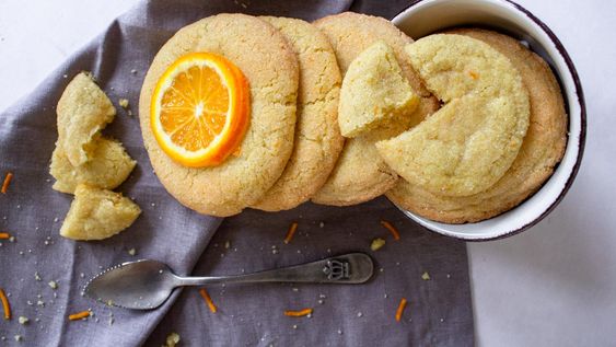 sin harina ni azucar: la receta para hacer galletitas de naranja saludables en pocos minutos