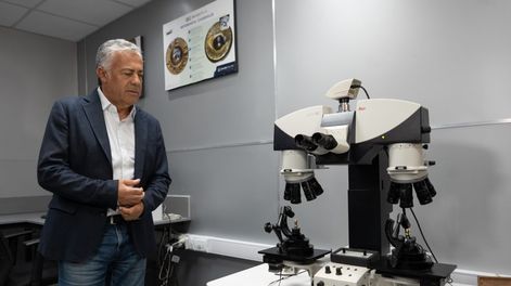 El gobernador Alfredo Cornejo encabezó la inauguración del nuevo laboratorio balístico.&nbsp;