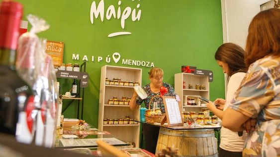 Maipú celebró con éxito la Gran Feria del Vino en la Estación Gutiérrez