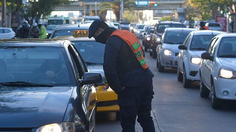 Los Andes | El promedio de fallecidos diarios de los últimos 10 días es de 26, lo que implica que a ese ritmo en 2 jornadas se superará el total de 2020. Foto: Orlando Pelichotti