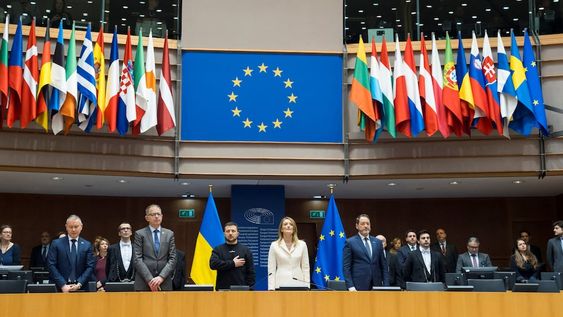 El presidente ucraniano, Volodimir Zelenski, en la sede de la Unión Europea en Bruselas el pasado mes de febrero.