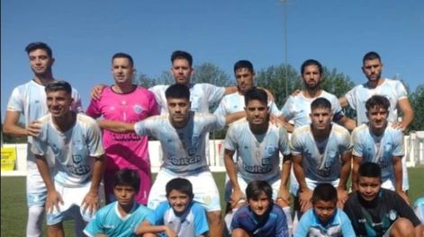 Los Andes | LA ACADEMIA DE ALVEAR. Sport Club Argentino, el elenco dirigido por David Garay, sueña con ser finalista de la Región Cuyo. Foto: Prensa Sport Club Argentino