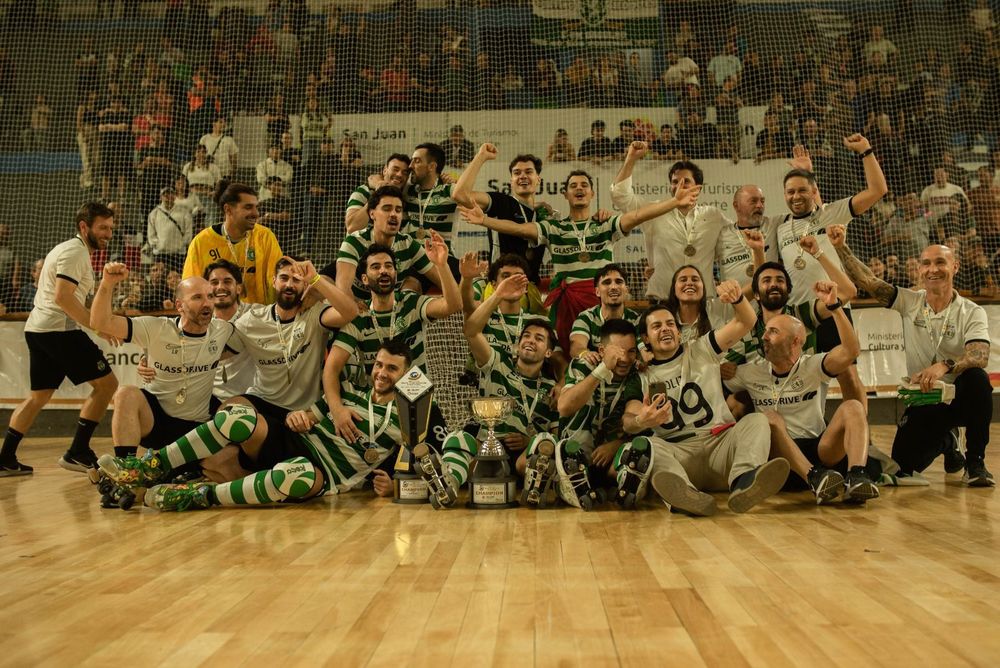 Hockey Patín. Los Leones sobre ruedas festejan su primer campeonato mundial de clubes, que coincide con la primera edición de este torneo a nivel ecuménico
