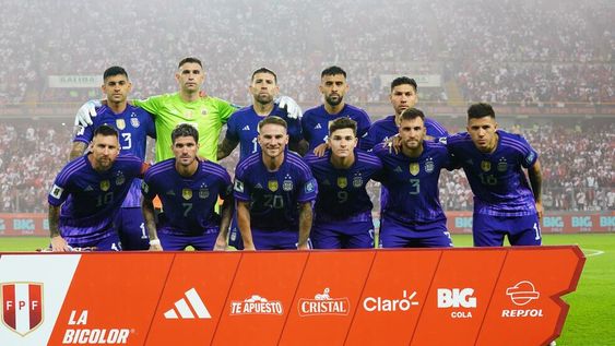 La formación inicial de Argentina en Lima ante Perú (Prensa AFA) / Gentileza.