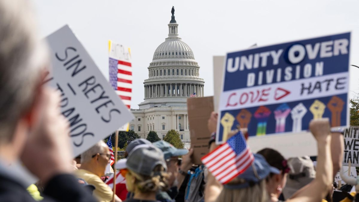 Masivas manifestaciones en Estados Unidos contra las medidas autoritarias Trump: "No Kings"