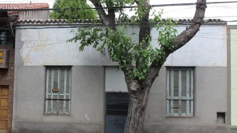 La Dirección General de Escuelas realizará un remate de lotes y casas a remodelar en el Gran Mendoza.