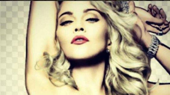 Madonna pide “libertad a los pezones”