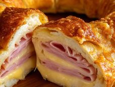 como hacer una deliciosa rosca casera de jamon y queso solo con 4 ingredientes como hacer una deliciosa rosca casera de jamon y queso solo con 4 ingredientes