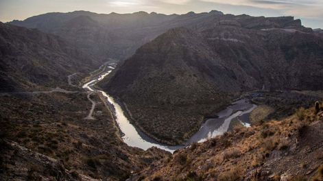 La presa El Baqueano forma parte de la planificación del sistema de diques del río Diamante.