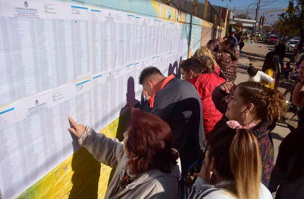 Se llevan adelante las Primarias Abiertas Simultaneas y Obligatorias en la provincia de Mendoza. Archivo Los Andes