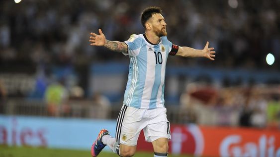 Messi es el emblema de la alianza entre YPF y la AFA
