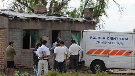 Marzo 2012.  Frente de la vivienda ubicada en Fray Luis Beltrán donde encontraron tres cuerpos sin vida de los ciudadanos italianos. Foto: José Gutiérrez / Los Andes