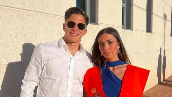 Giovanni Simeone y su esposa anunciaron una sorpresiva noticia.