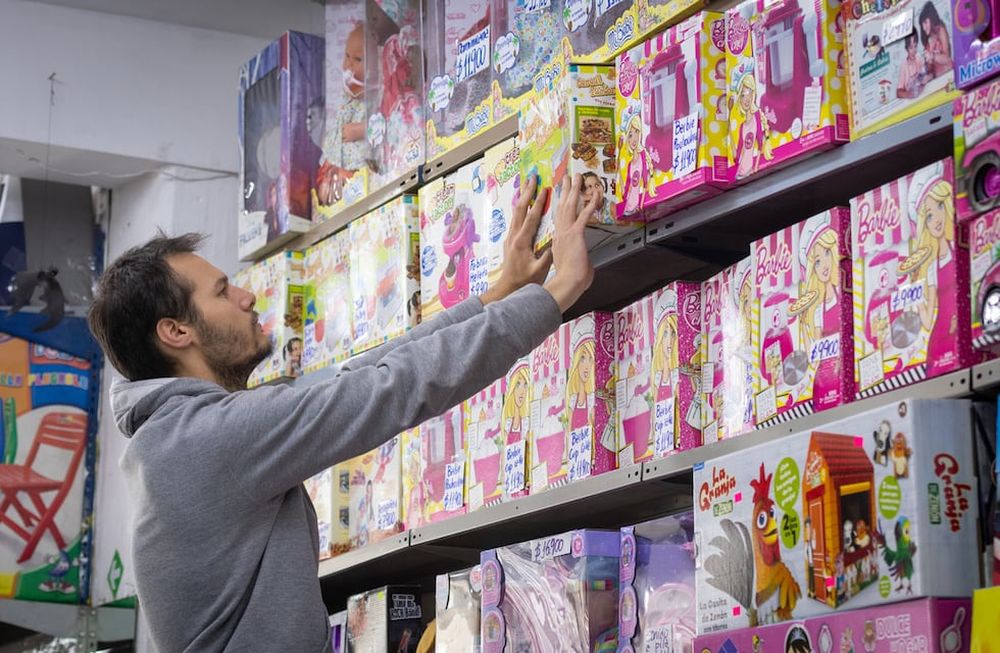 Diciembre cerró con una caída del 13,7% en las ventas minoristas a precios constantes y las de Reyes Magos siguieron la misma tendencia. Foto: Ignacio Blanco / Los Andes